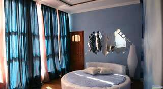 Гостиница Герцен Хаус Ставрополь Люкс с 1 спальней с видом на сад-3