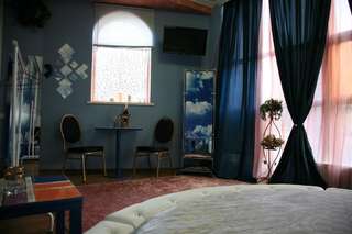 Гостиница Герцен Хаус Ставрополь Люкс с 1 спальней с видом на сад-8
